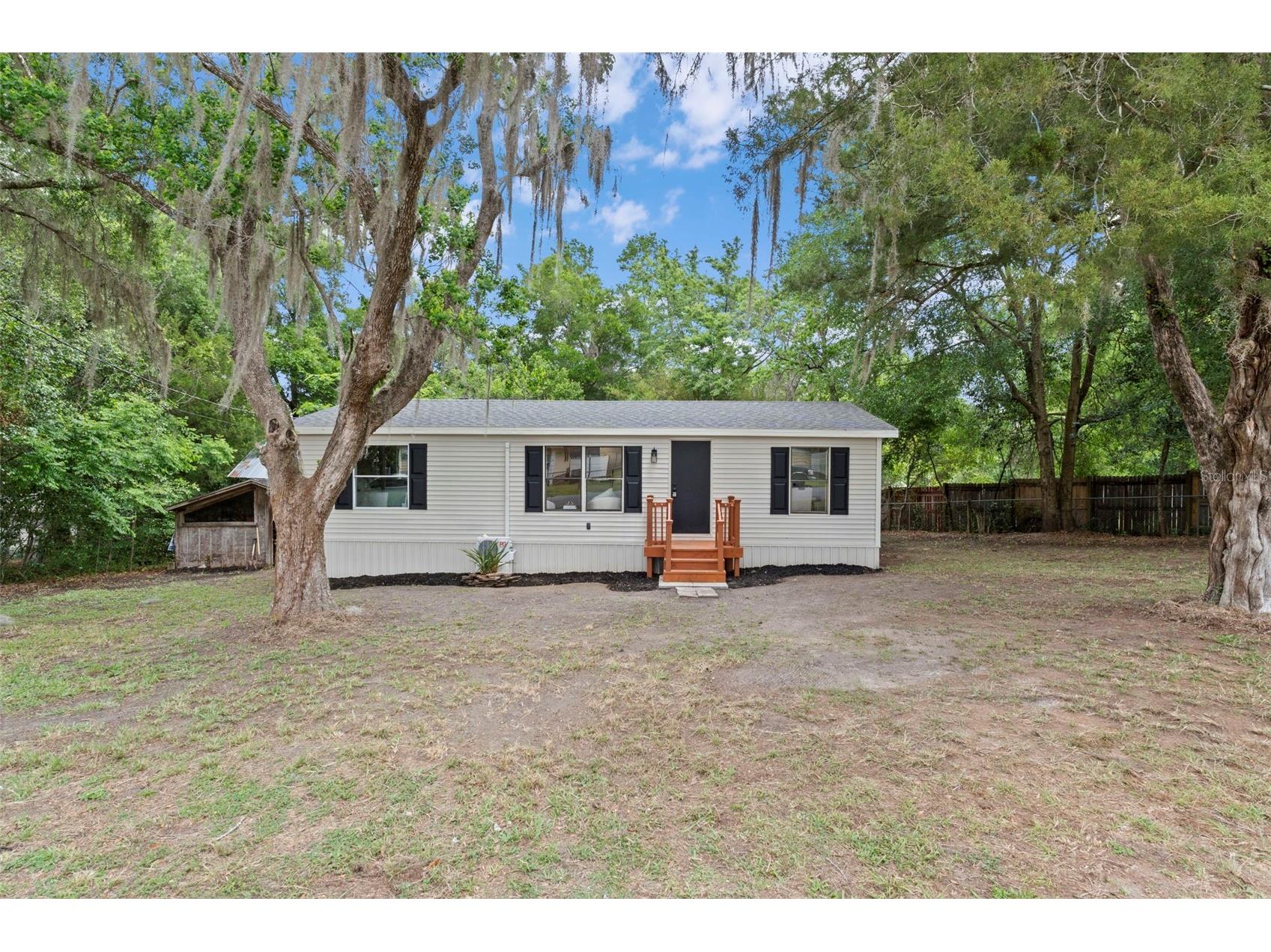 8017 E Skyline Lane Floral City FL 34436 W7885271 image1