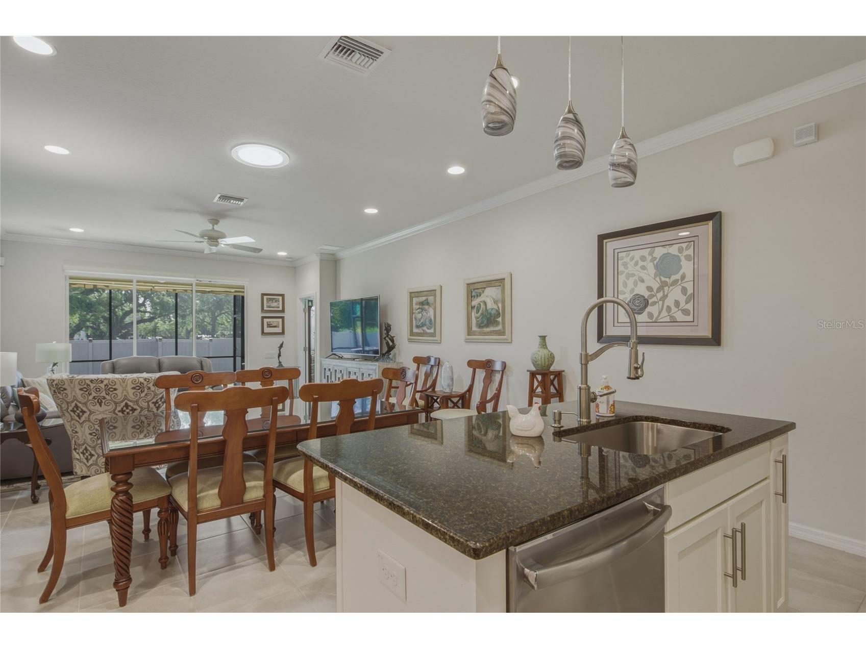 8017 Pine Crest Street Seminole FL 33777 TB8501148 image14