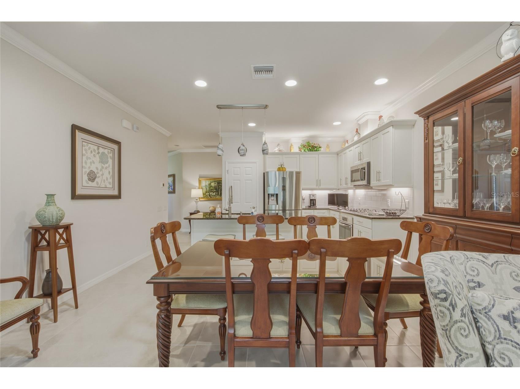 8017 Pine Crest Street Seminole FL 33777 TB8501148 image15