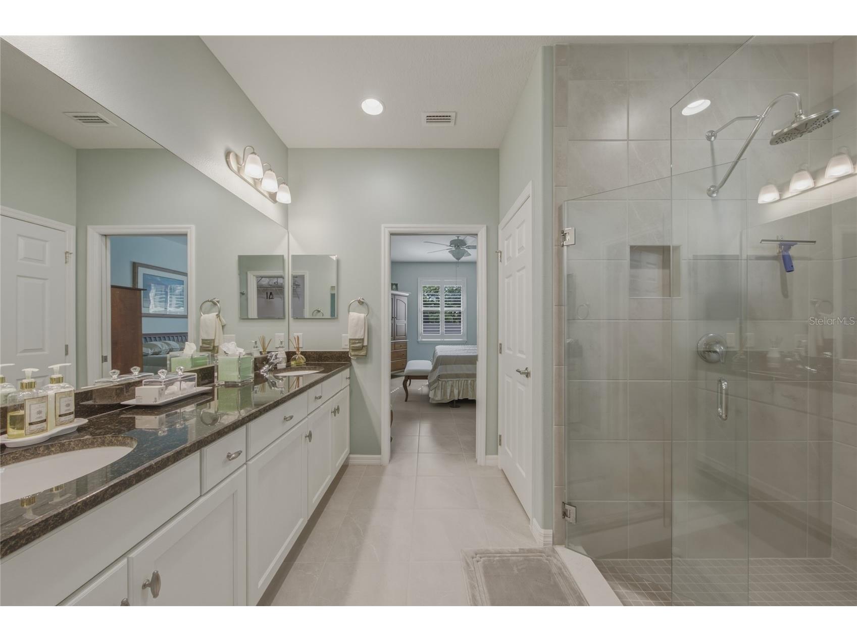 8017 Pine Crest Street Seminole FL 33777 TB8501148 image32