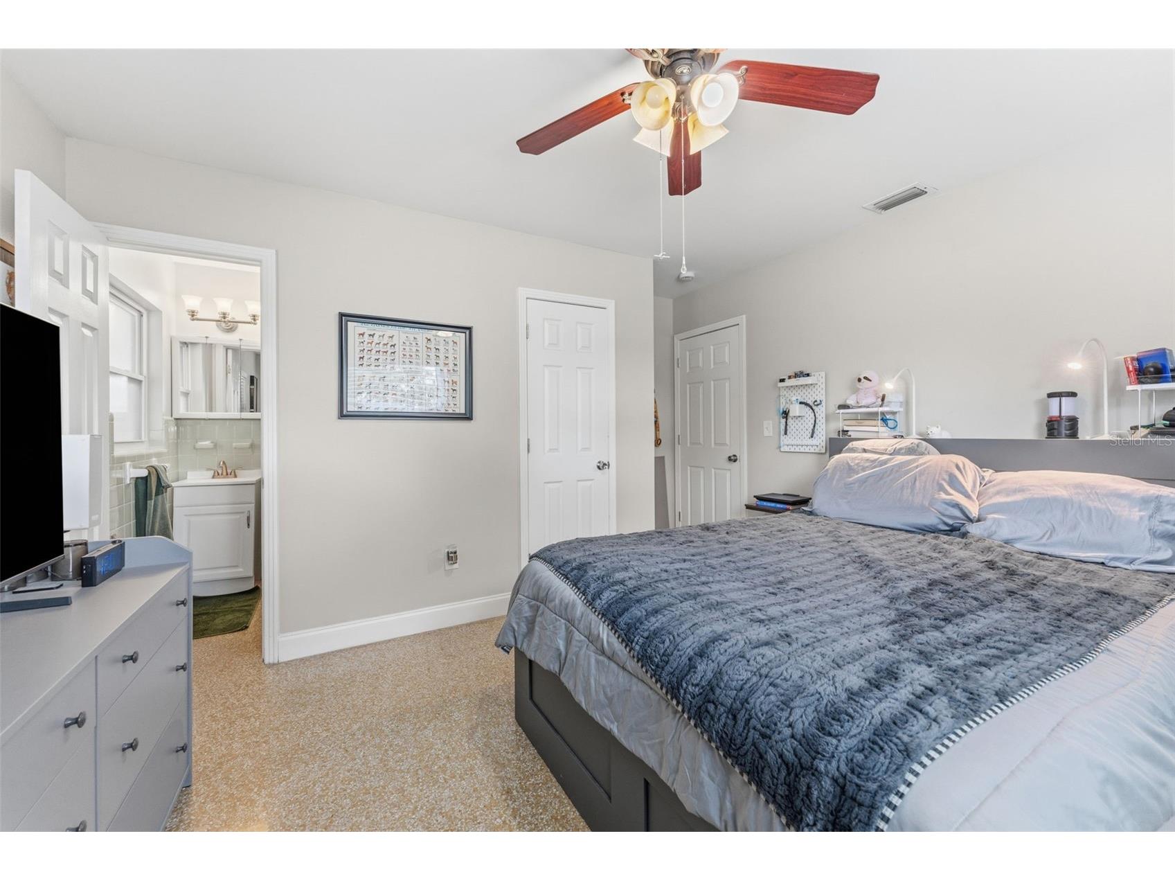 8018 N Ola Avenue Tampa FL 33604 TB8508094 image14
