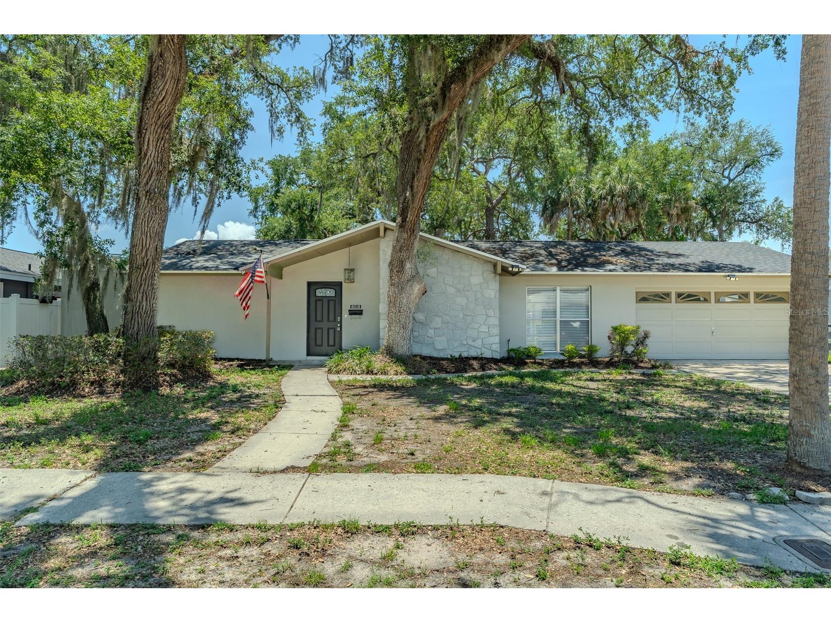 8018 W Pocahontas Avenue Tampa FL 33615 TB8511378 image1