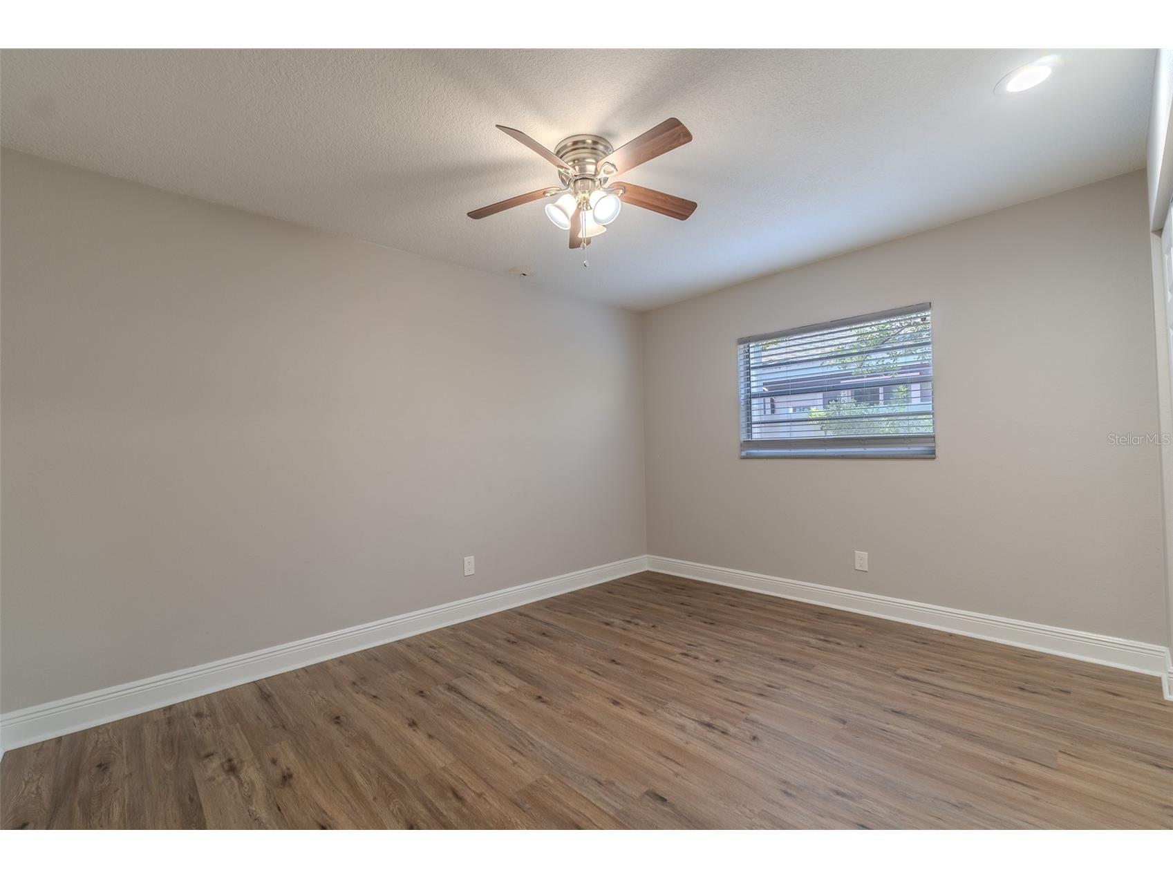 8018 W Pocahontas Avenue Tampa FL 33615 TB8511378 image18