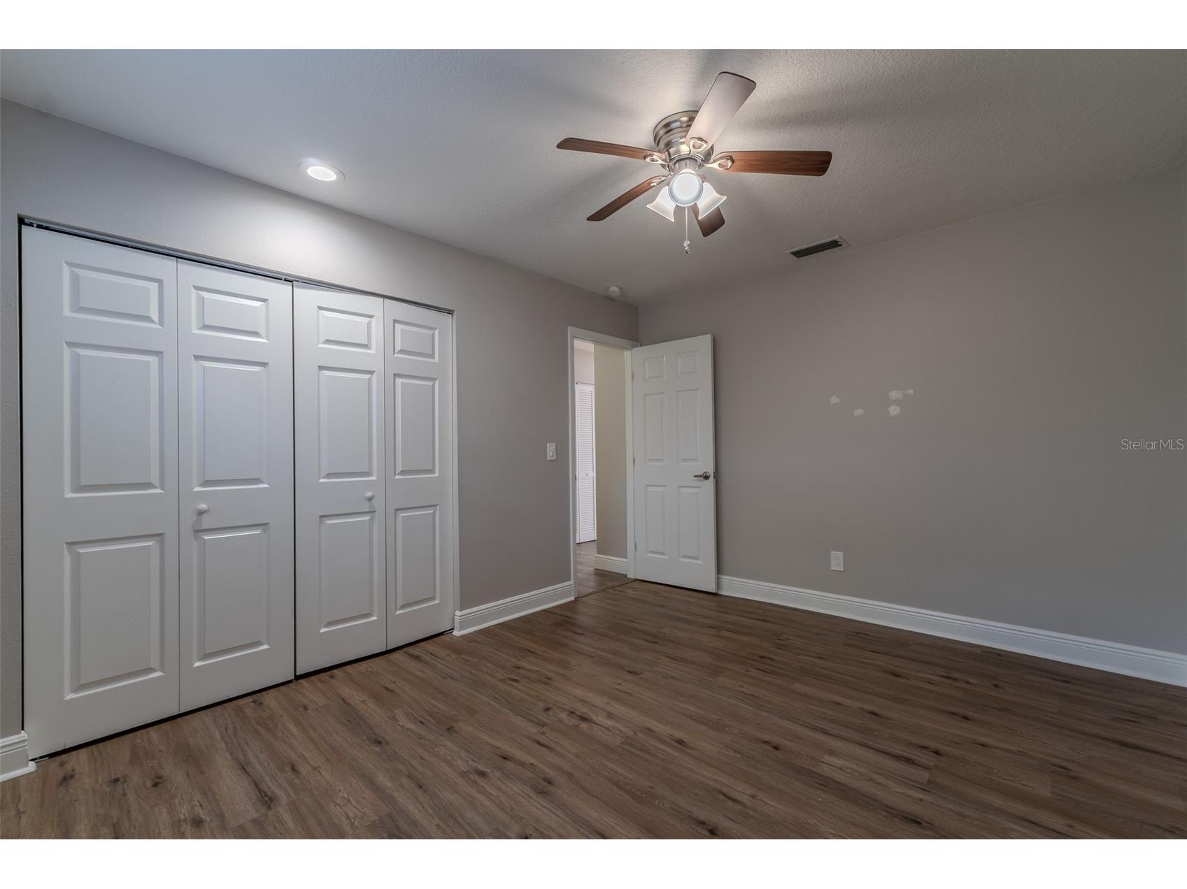8018 W Pocahontas Avenue Tampa FL 33615 TB8511378 image19