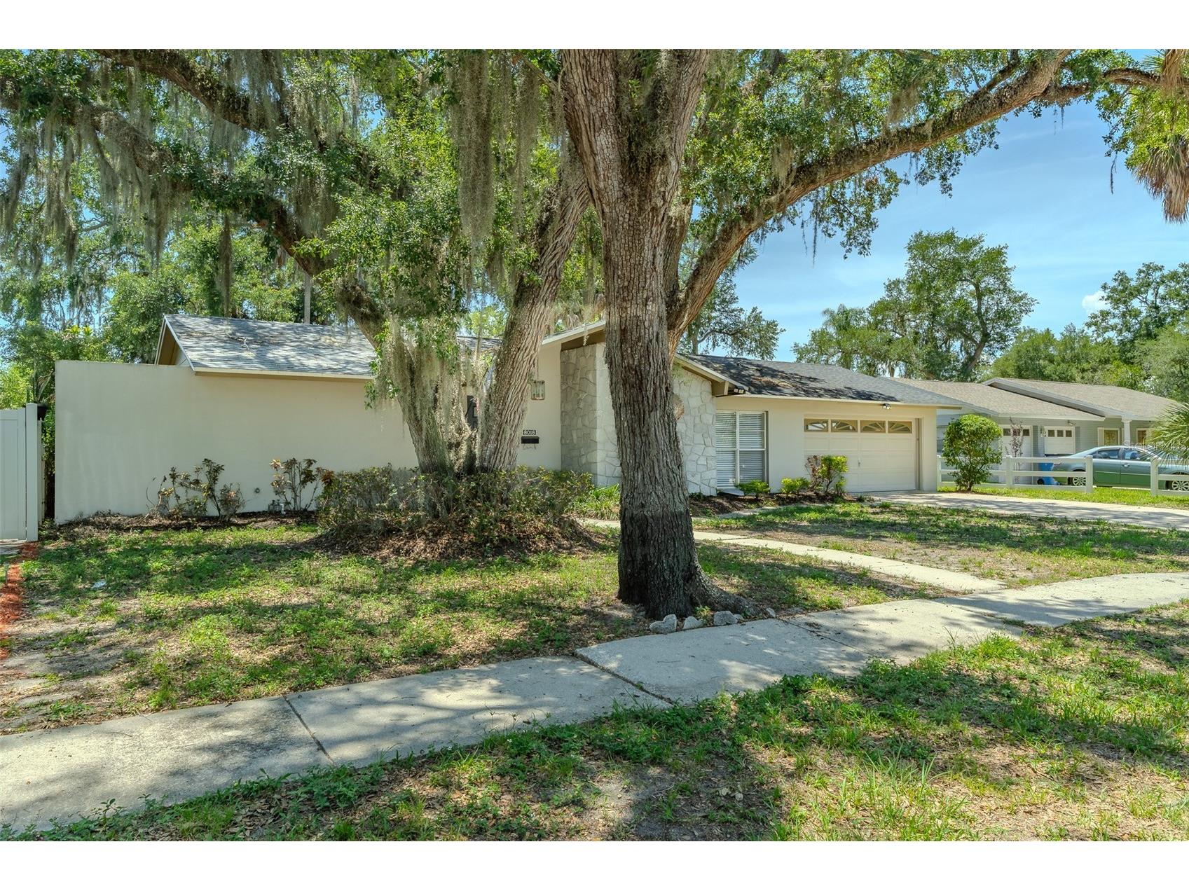 8018 W Pocahontas Avenue Tampa FL 33615 TB8511378 image2