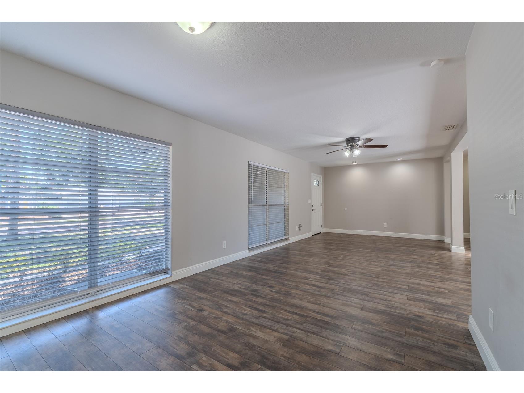 8018 W Pocahontas Avenue Tampa FL 33615 TB8511378 image7