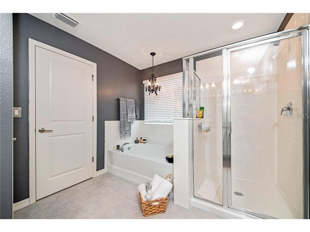 8019 Artisan Circle Seminole FL 33777 TB8512044 image17