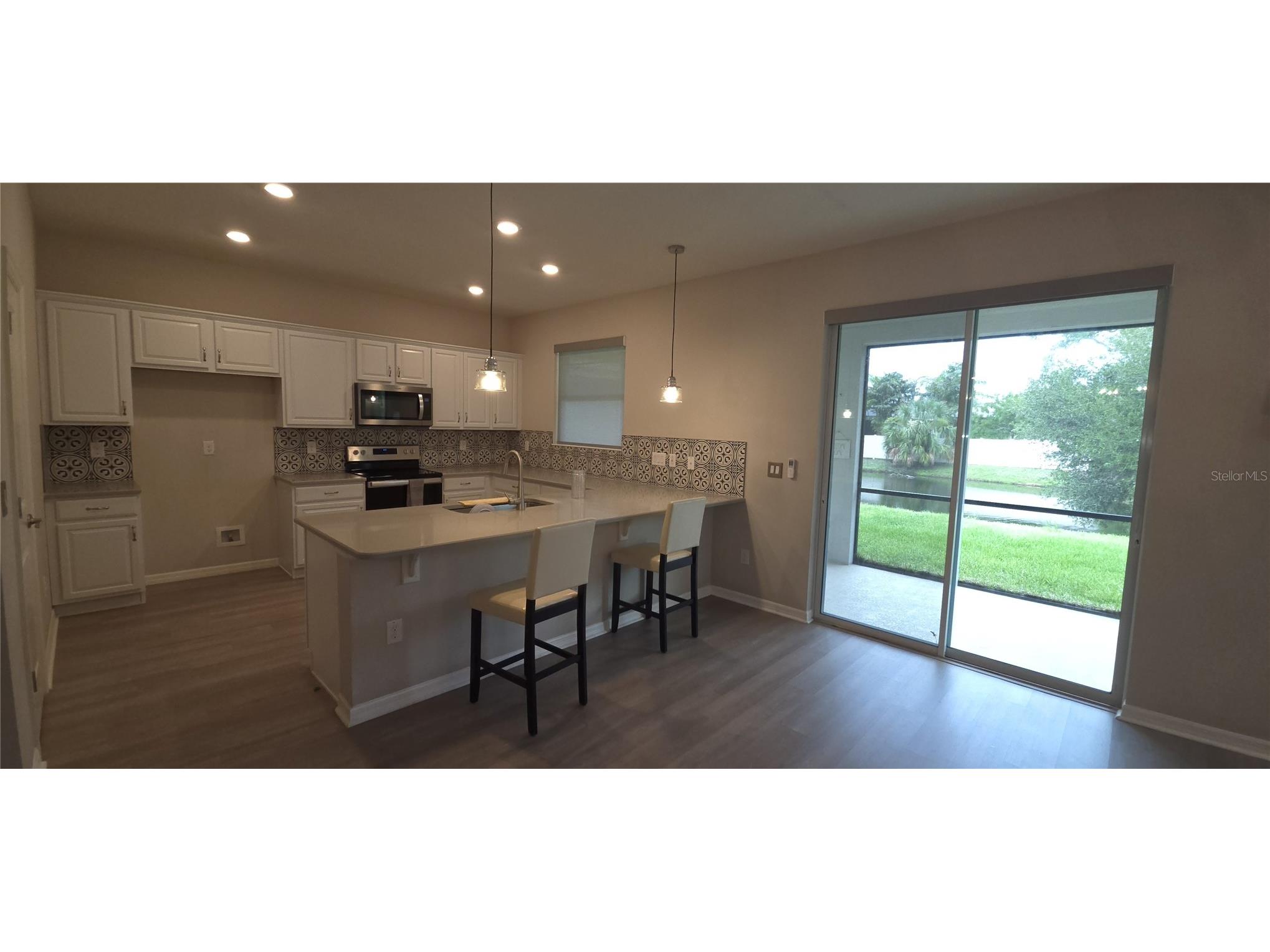 8019 Artisan Circle Seminole FL 33777 TB8512044 image9