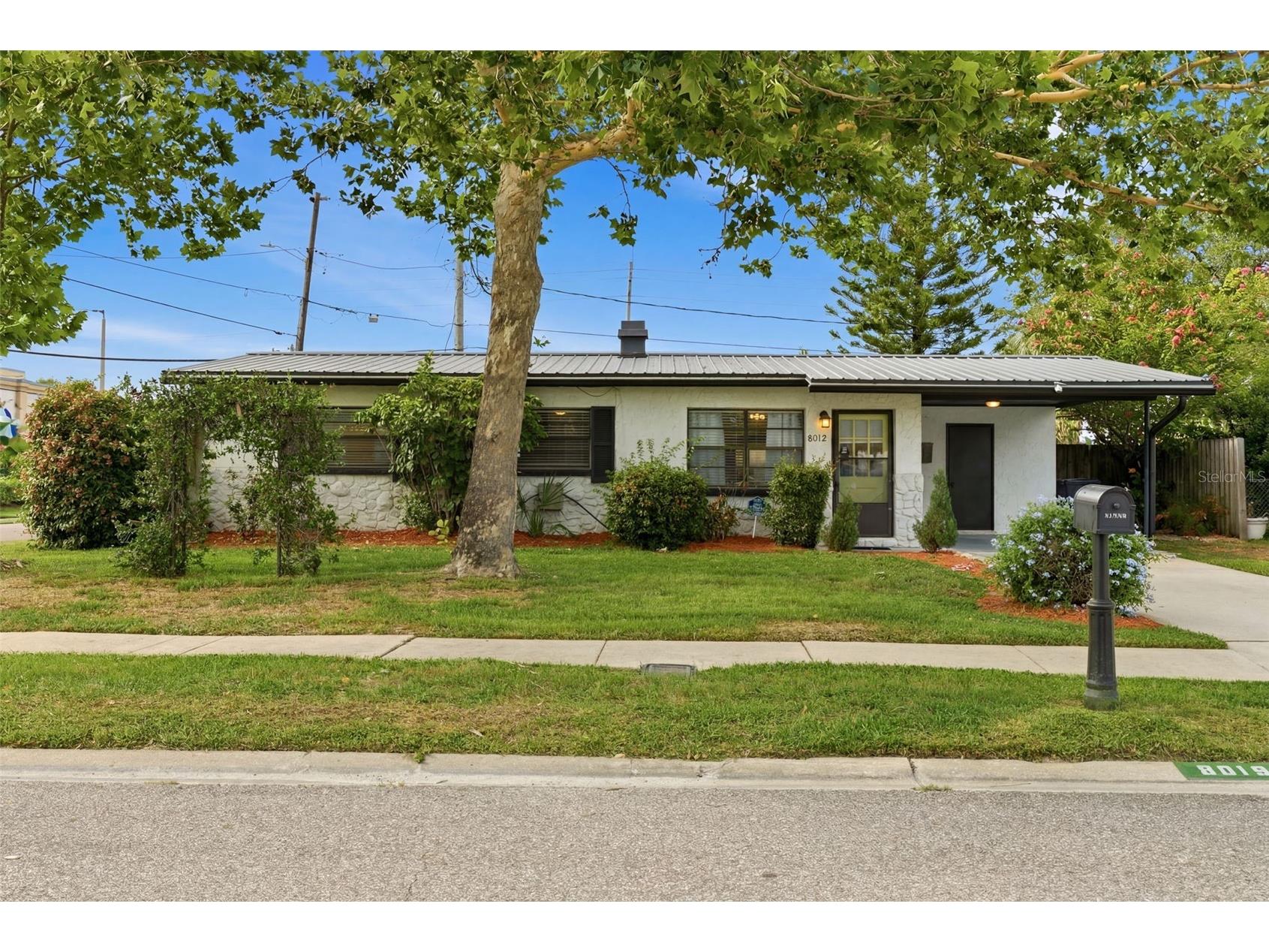 8019 Cornwall Lane Tampa FL 33615 TB8514994 image1