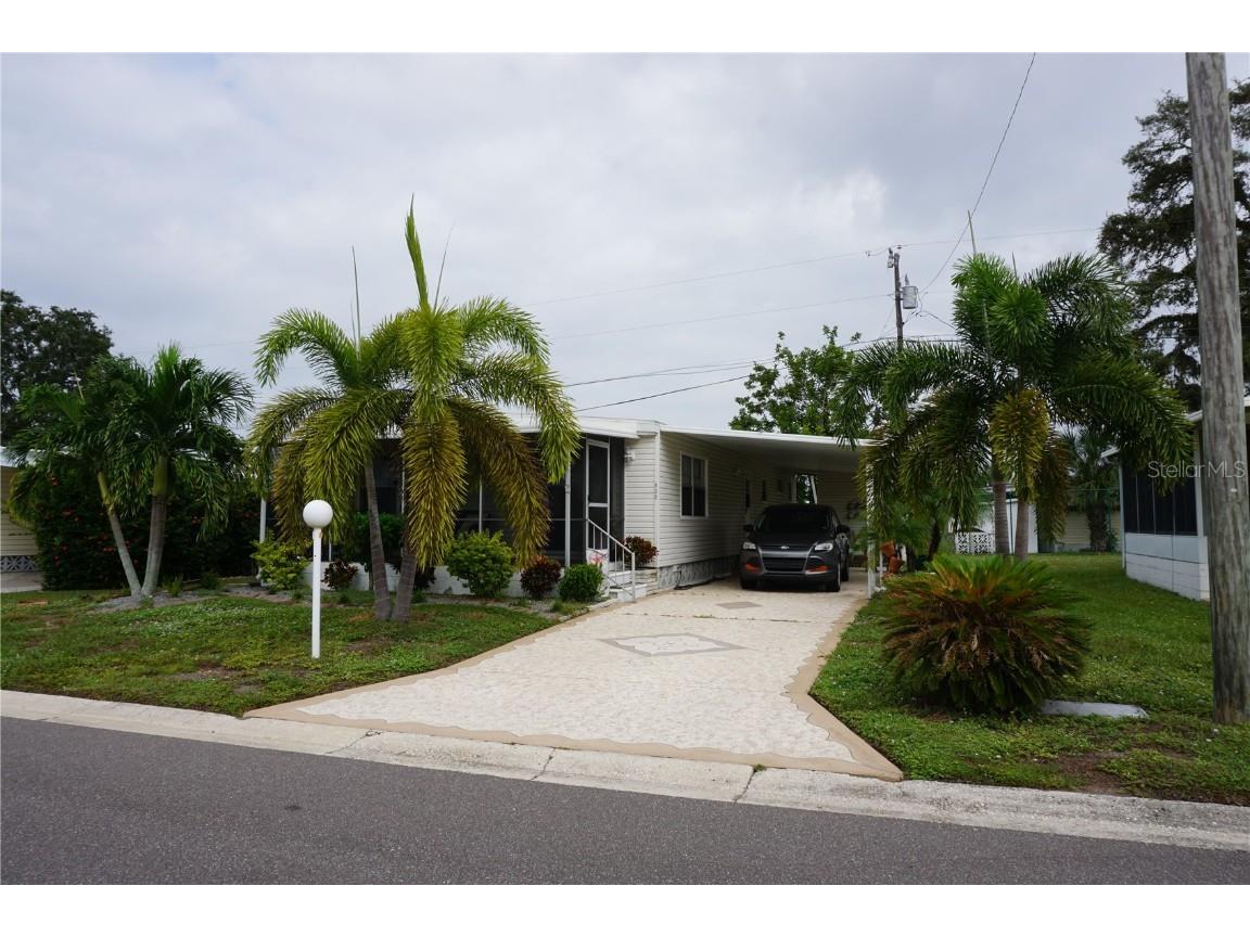 802 48th B Avenue E Bradenton FL 34203 A4585839 image1