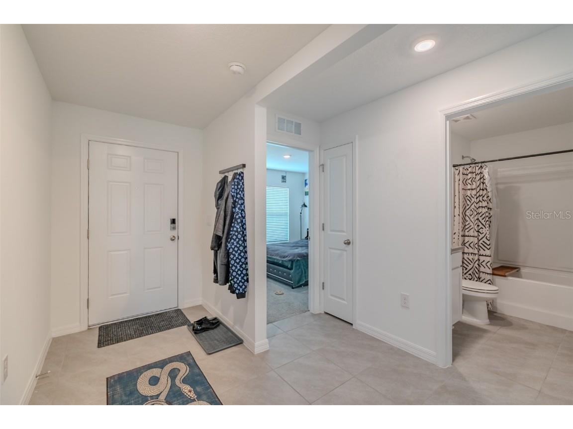 802 Ace Outlaw Avenue Ruskin FL 33570 TB8408895 image5