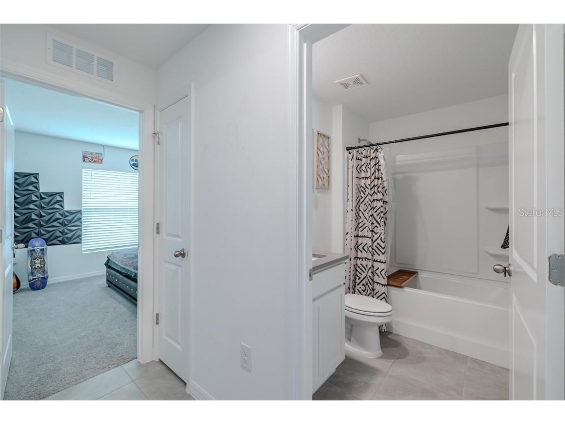 802 Ace Outlaw Avenue Ruskin FL 33570 TB8408895 image8