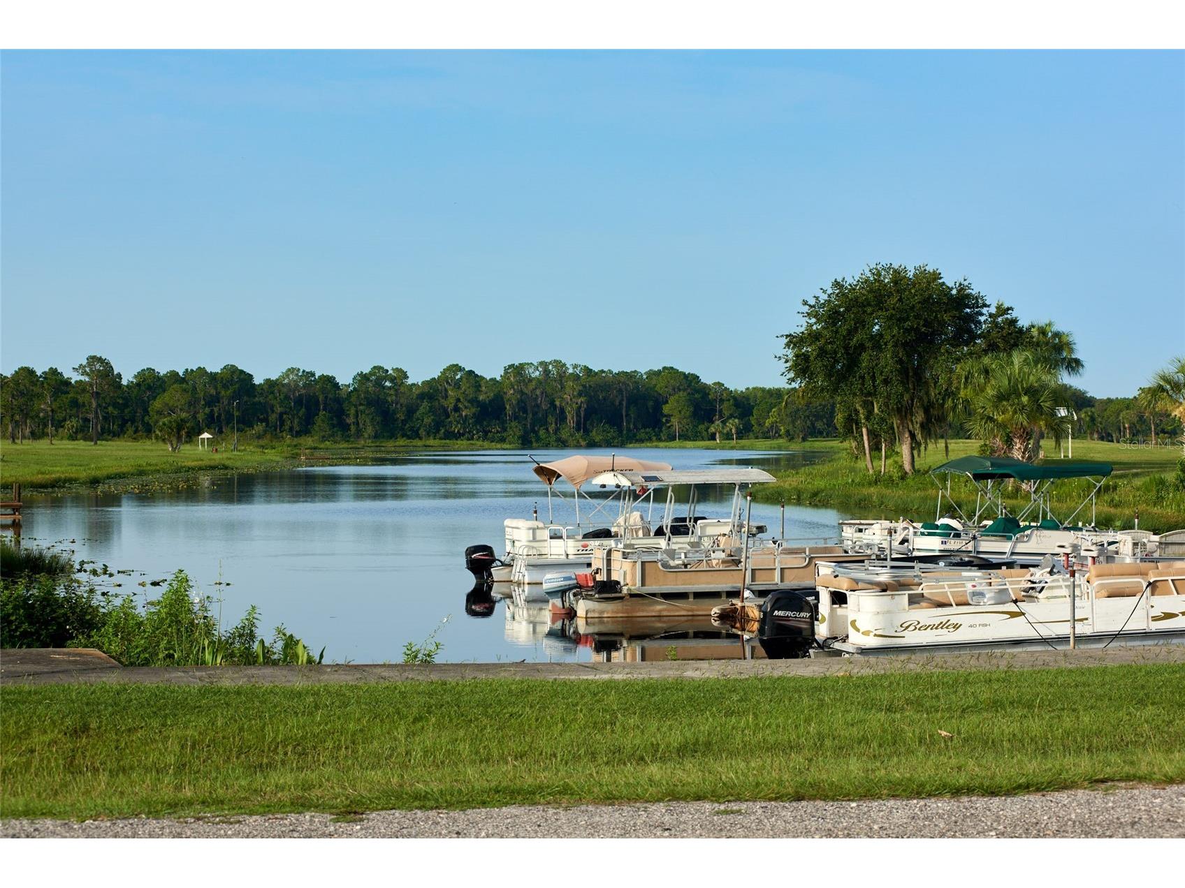 802 Althea Drive Indian Lake Estates FL 33855 - LAKE WALK-IN-WATER P4938042 image11
