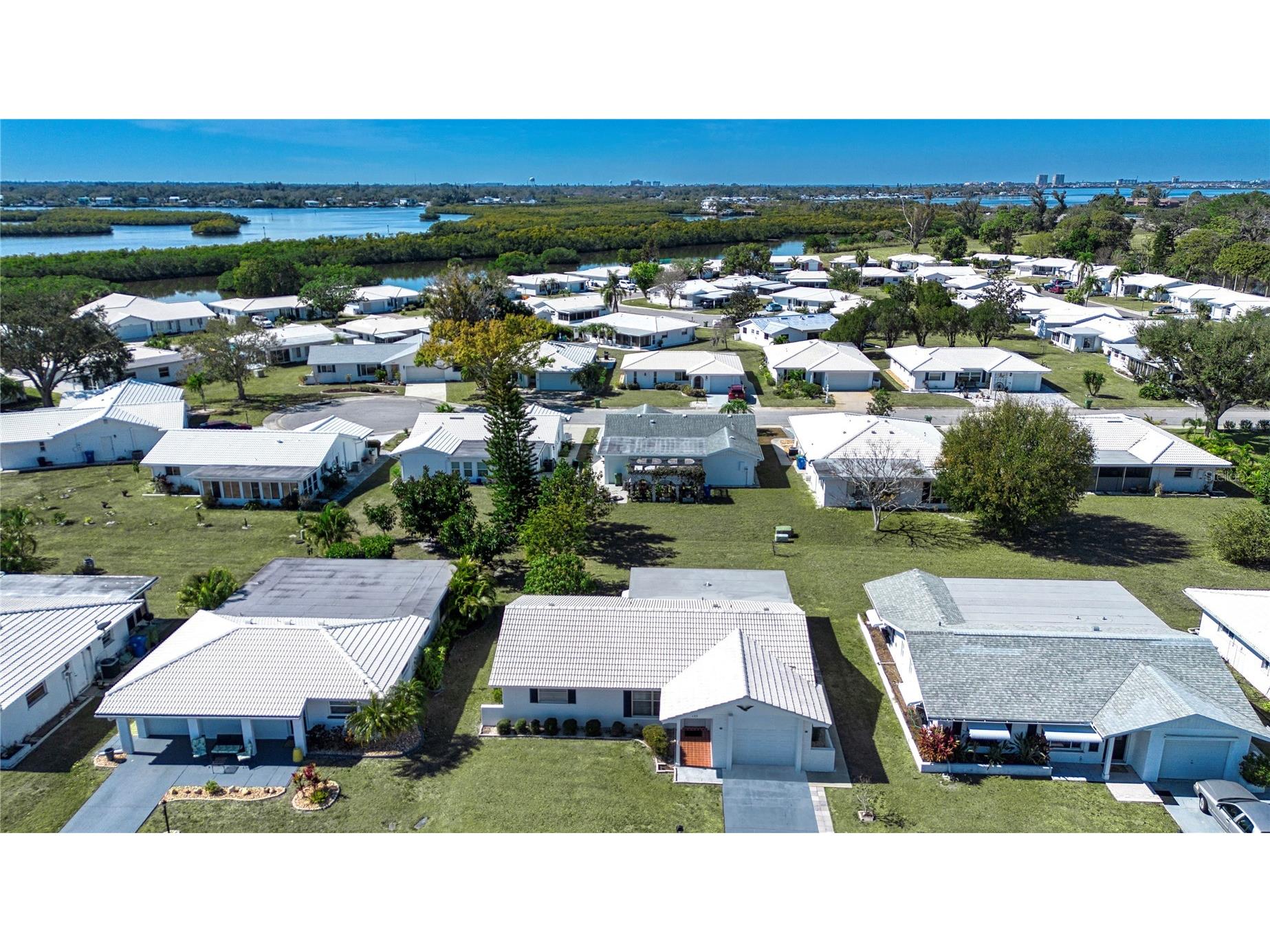 802 Buttonwood Drive Bradenton FL 34208 A4681332 image35