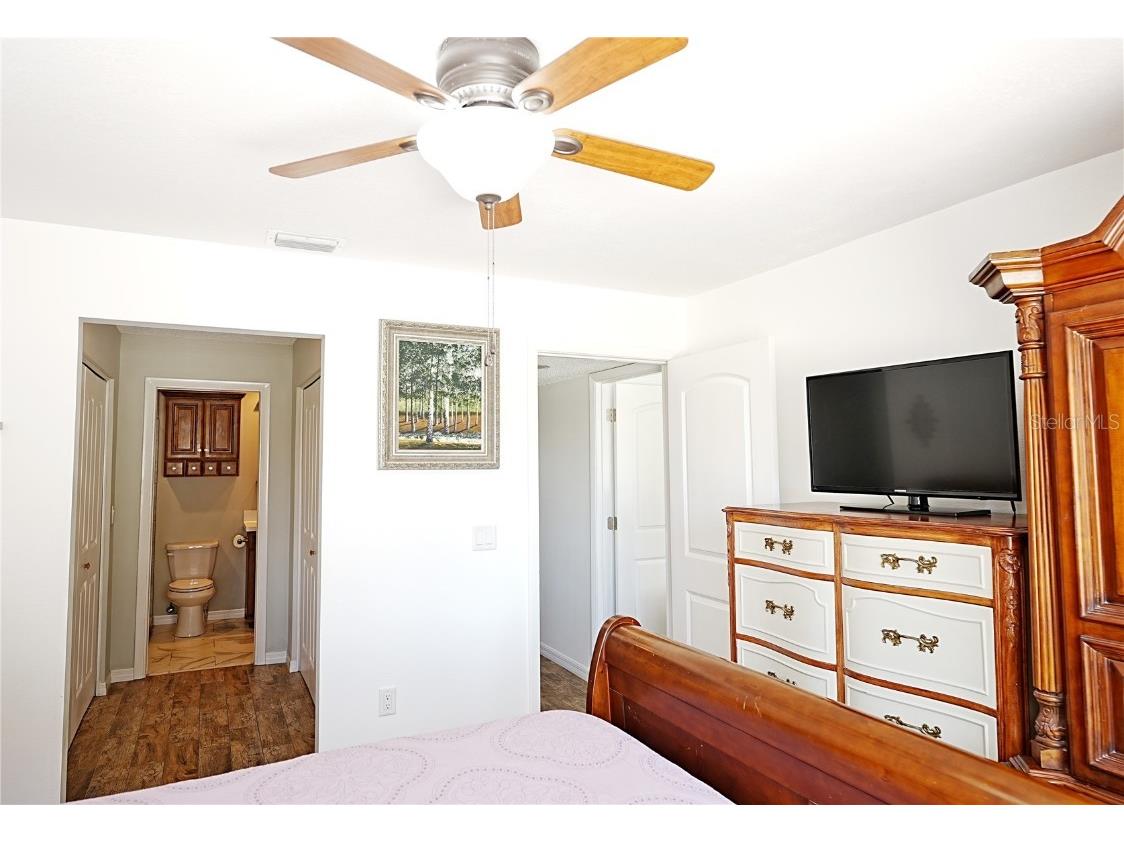 802 Capri Isles Boulevard #231 Venice FL 34292 A4652032 image19