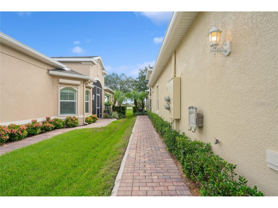 802 Chipper Drive Sun City Center FL 33573 TB8425124 image3