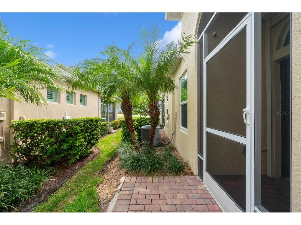 802 Chipper Drive Sun City Center FL 33573 TB8425124 image6