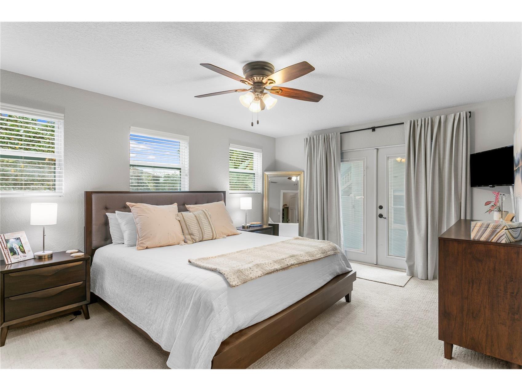 802 Dartmoor Street N Saint Petersburg FL 33701 TB8494482 image16