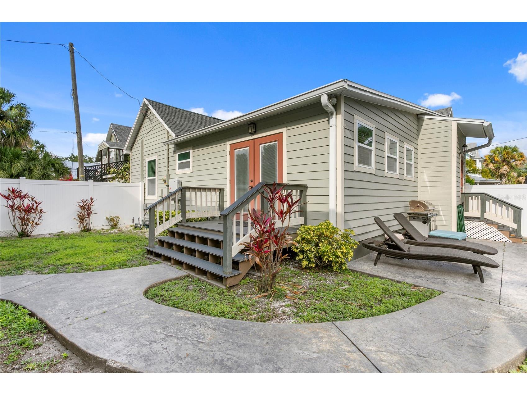 802 Dartmoor Street N Saint Petersburg FL 33701 TB8494482 image28