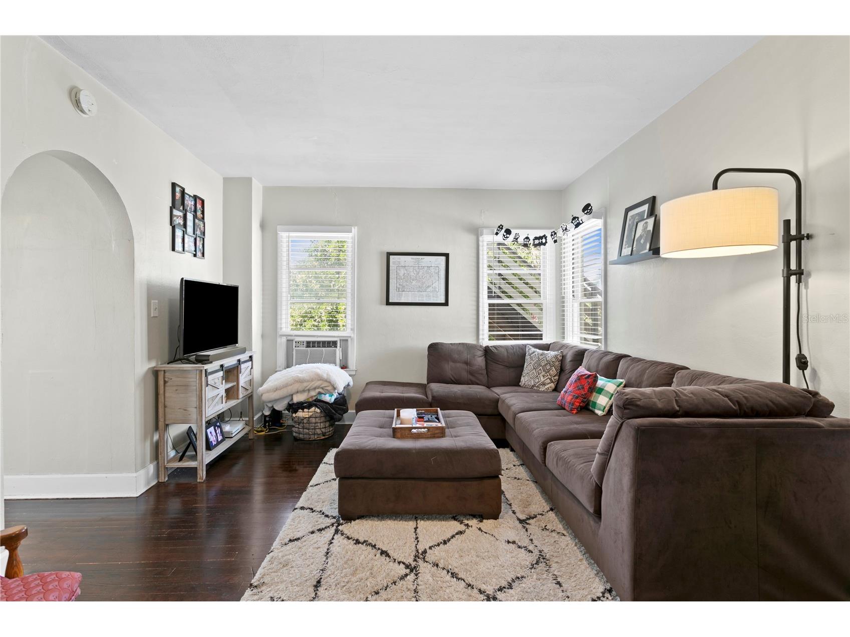 802 Dartmoor Street N Saint Petersburg FL 33701 TB8494482 image48