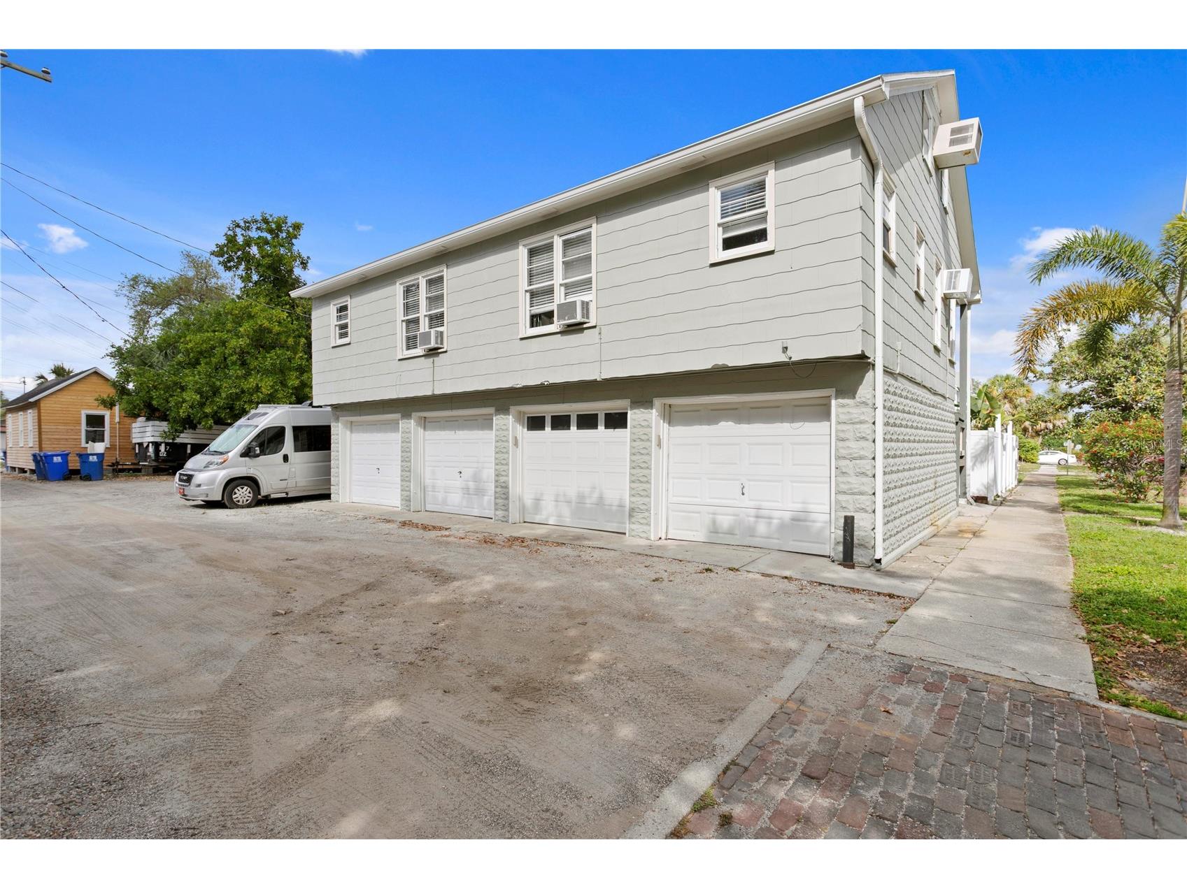802 Dartmoor Street N Saint Petersburg FL 33701 TB8494482 image60