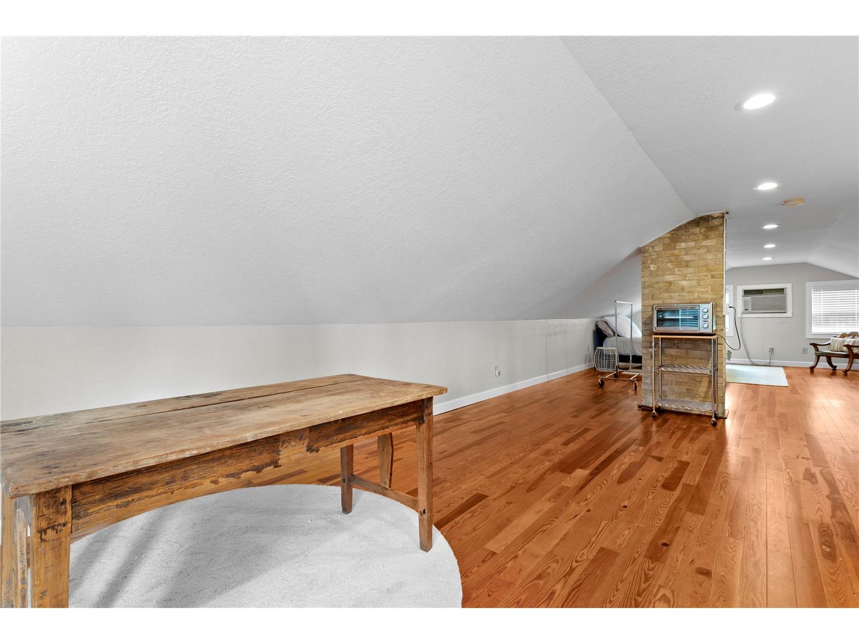 802 Dartmoor Street N Saint Petersburg FL 33701 TB8494482 image65