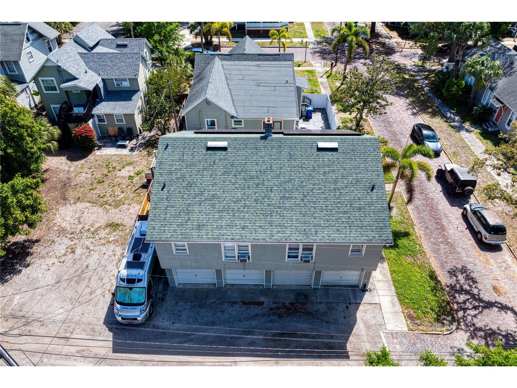 802 Dartmoor Street N Saint Petersburg FL 33701 TB8494482 image84