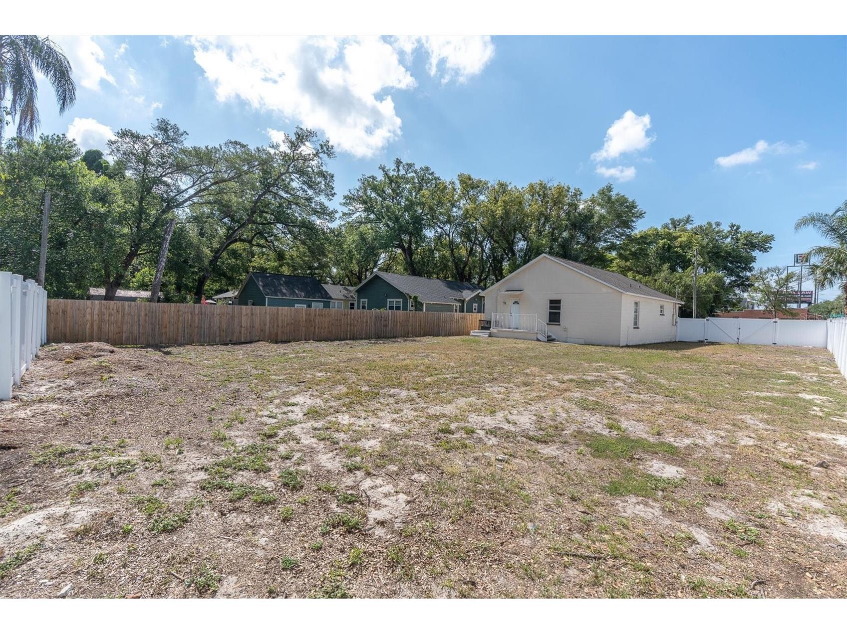802 E North Bay Street Tampa FL 33603 TB8497280 image19