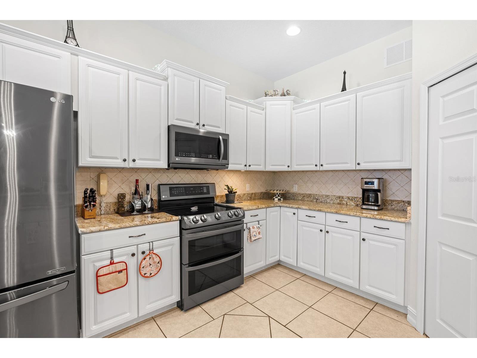 802 Hamilton Drive Orlando FL 32833 FC311992 image37