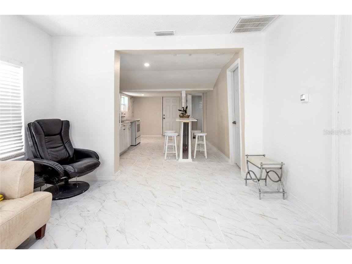 802 Jurgens Street Clearwater FL 33755 TB8446737 image4