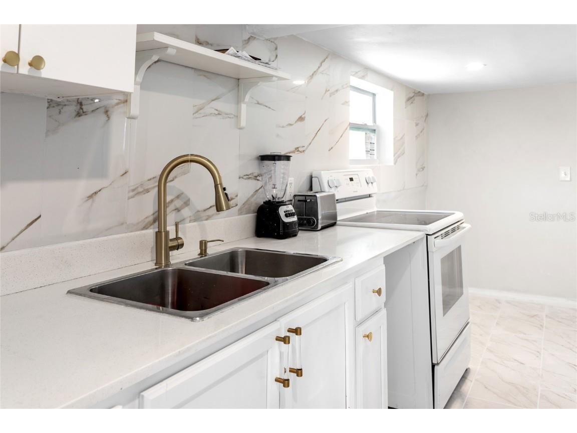 802 Jurgens Street Clearwater FL 33755 TB8446737 image9