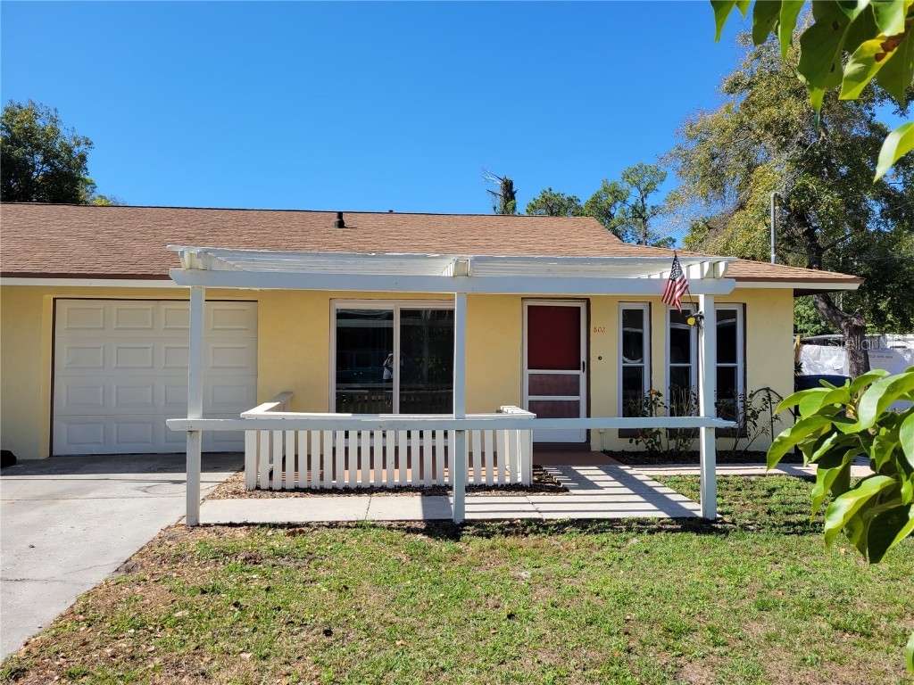 802 Mclain Court Tavares FL 32778 G5102050 image2