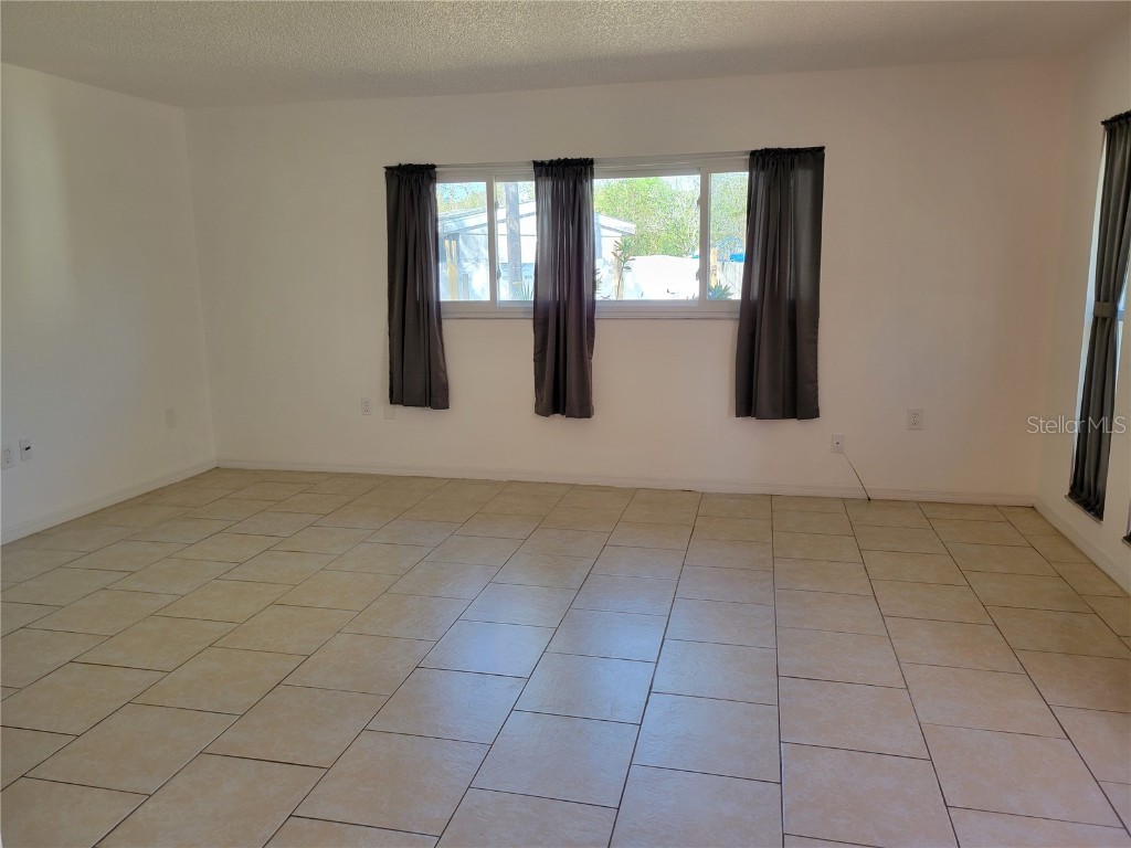 802 Mclain Court Tavares FL 32778 G5102050 image3