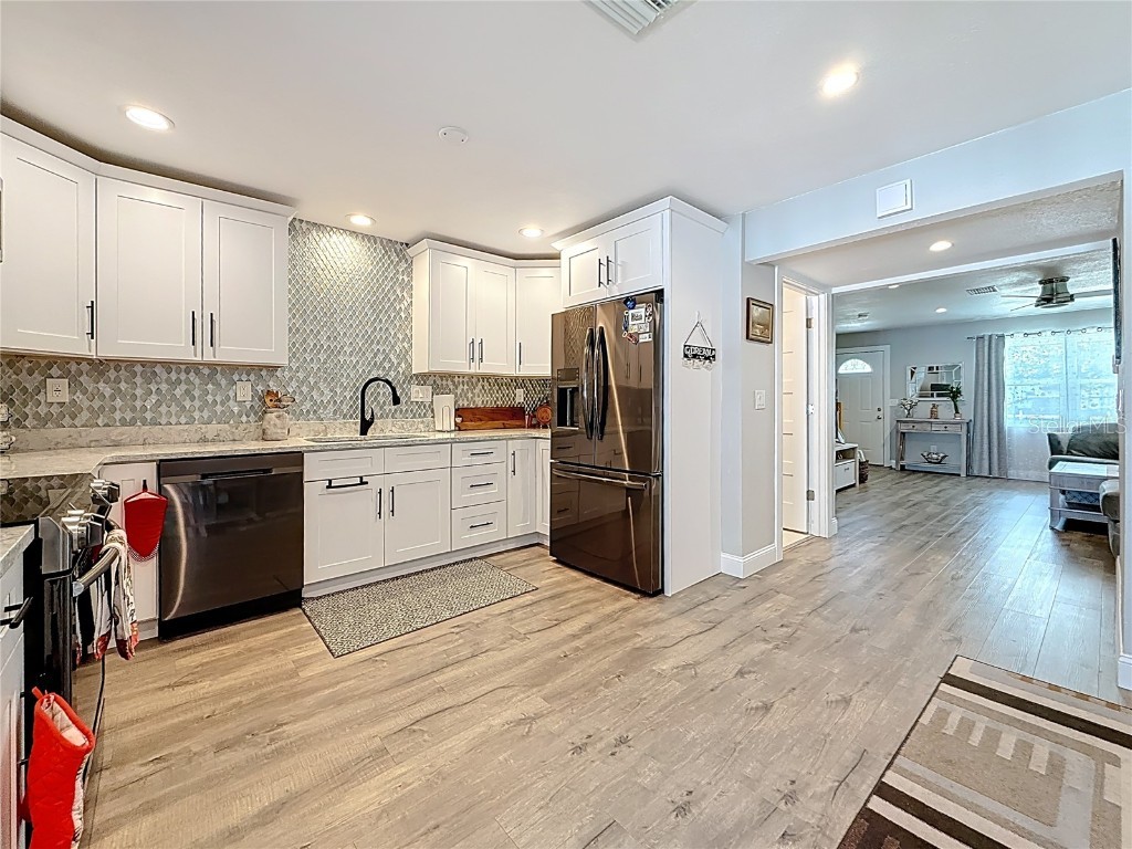 802 Mindy Court Largo FL 33771 TB8431762 image11