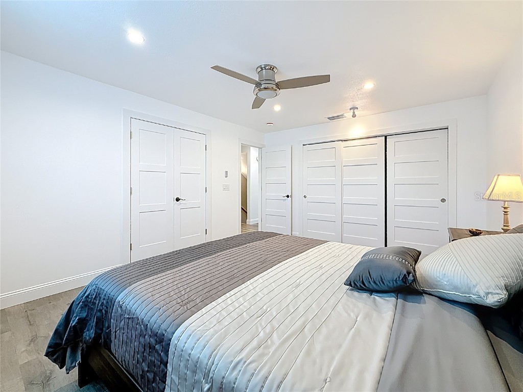 802 Mindy Court Largo FL 33771 TB8431762 image28