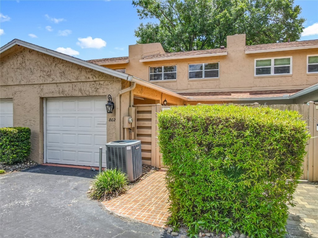 802 Park Lake Circle #2 Maitland FL 32751 - Park O6301407 image1