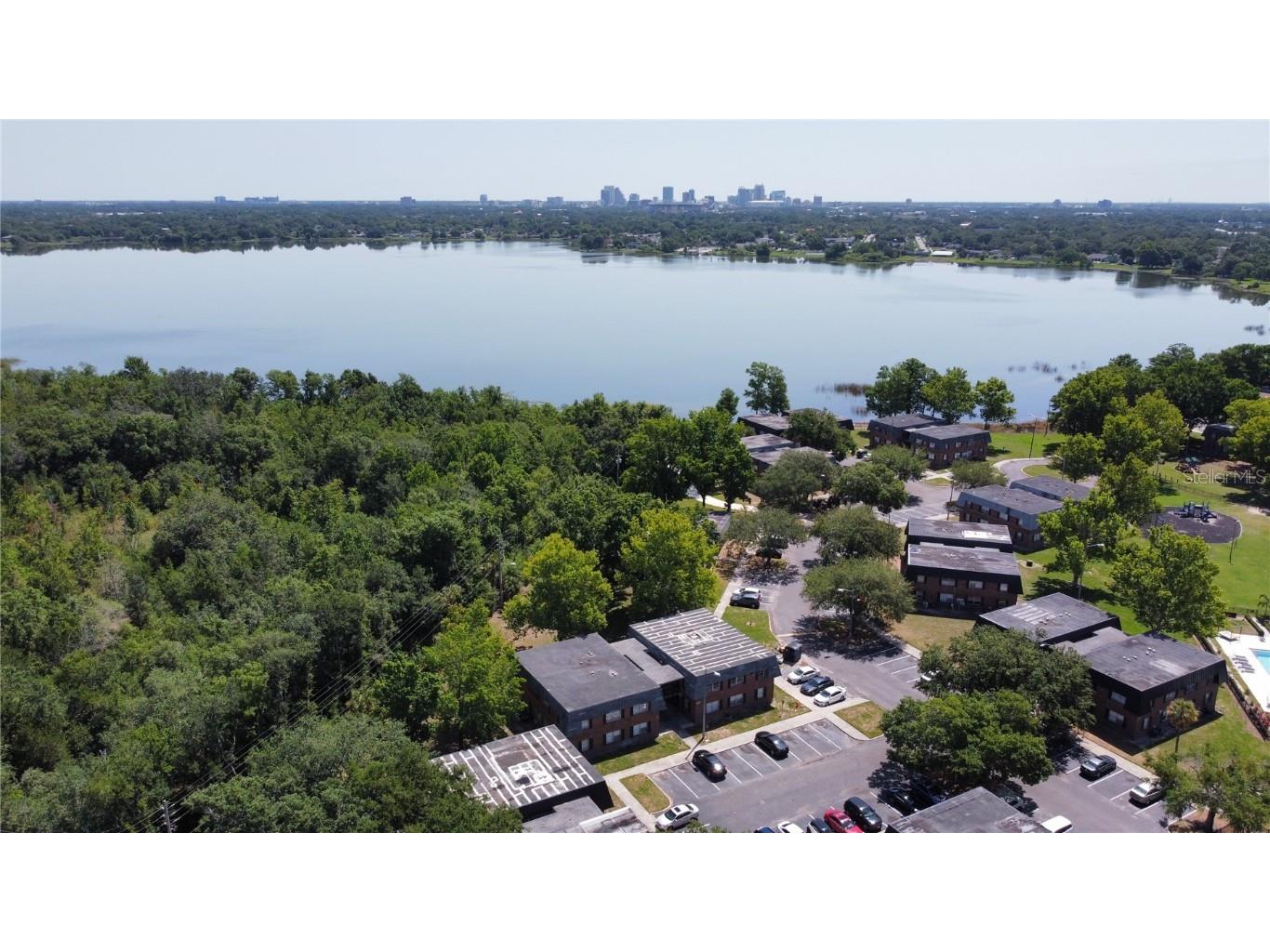 802 S Ivey Lane Orlando FL 32811 O6309129 image13