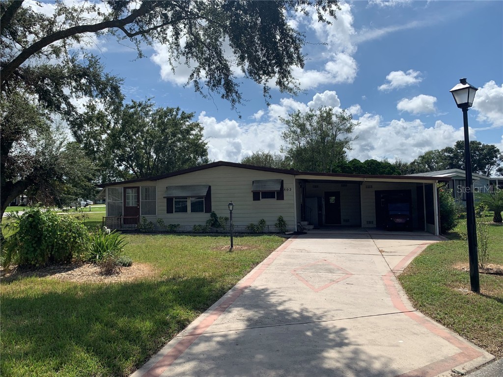 802 Sharon Drive Lady Lake FL 32159 OM665968 image1