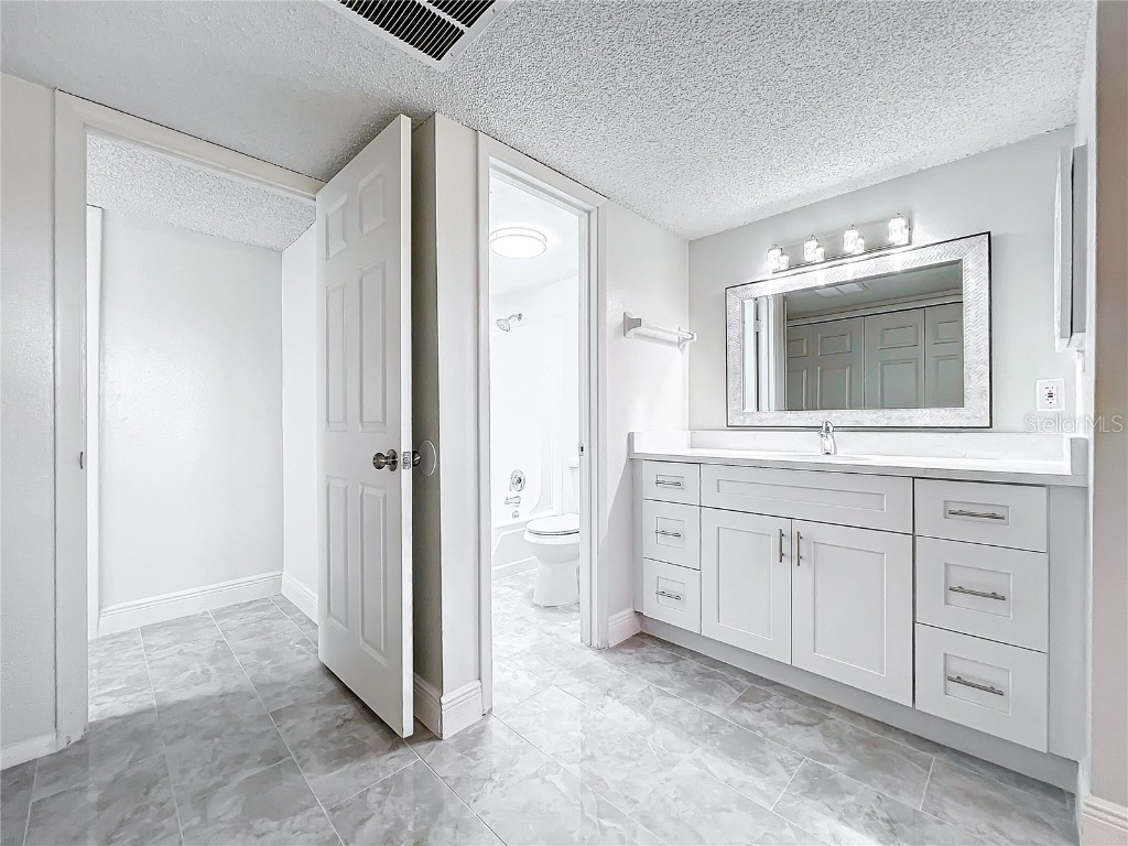 802 Sky Lake Circle #C Orlando FL 32809 O6349754 image13