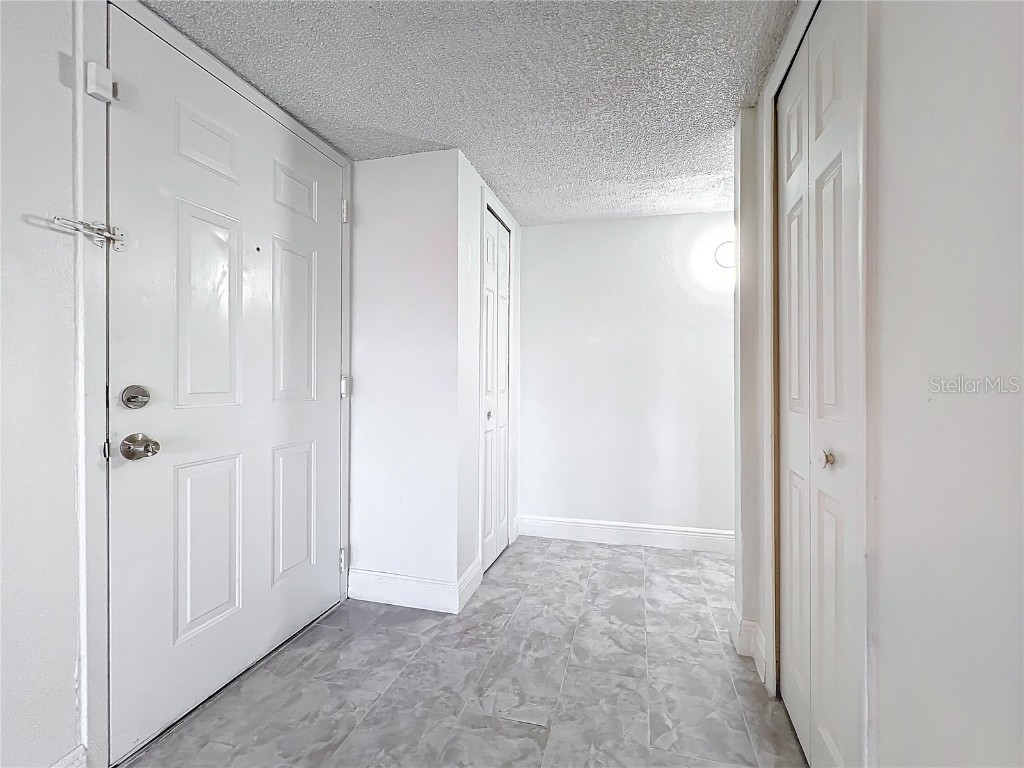 802 Sky Lake Circle #C Orlando FL 32809 O6349754 image4