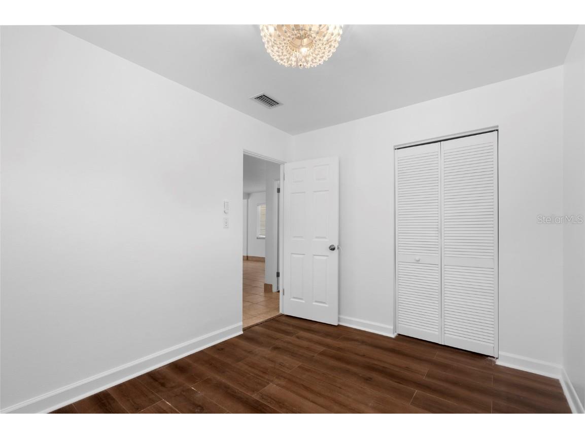 8020 24th Ave N Saint Petersburg FL 33710 TB8389080 image10