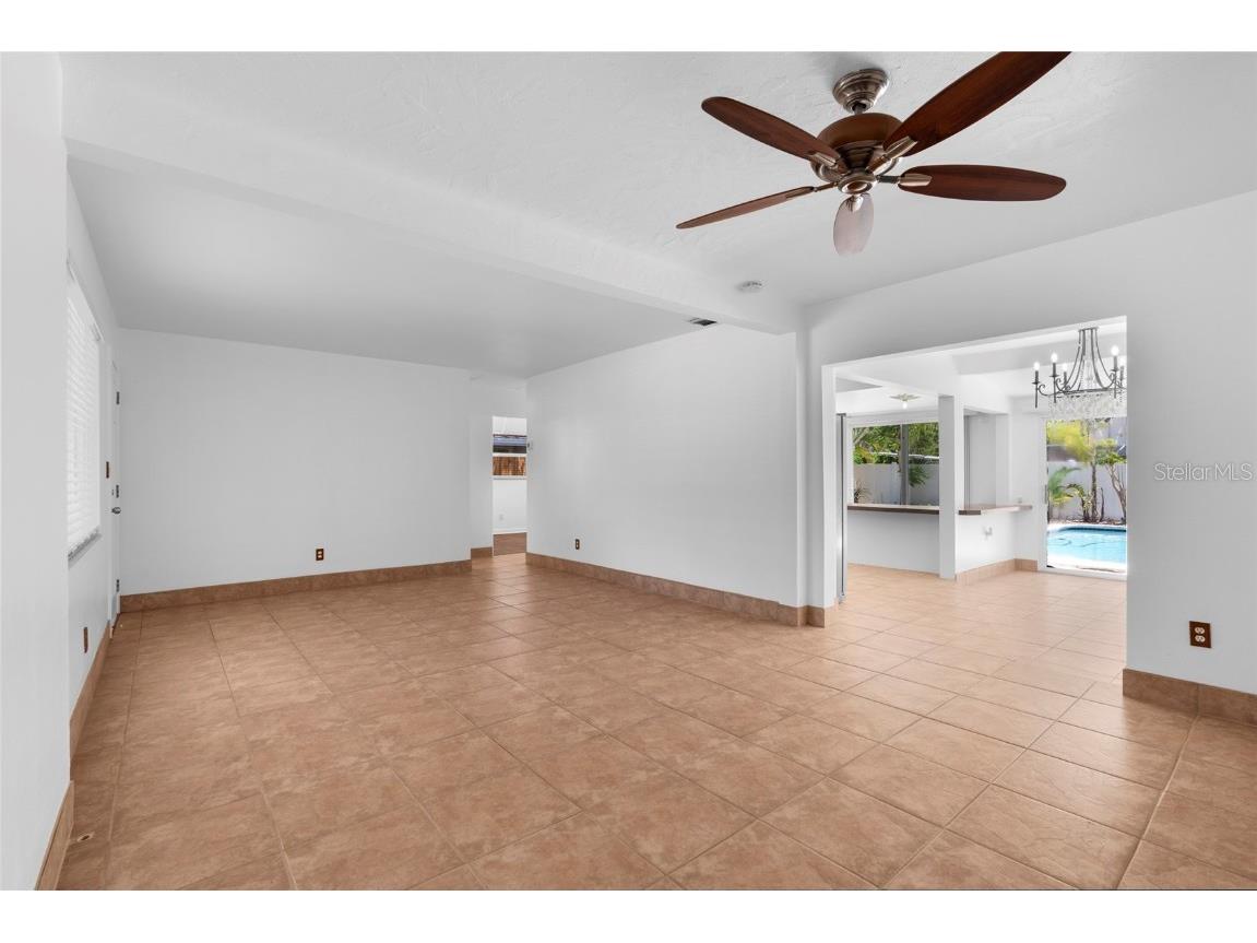 8020 24th Ave N Saint Petersburg FL 33710 TB8389080 image11