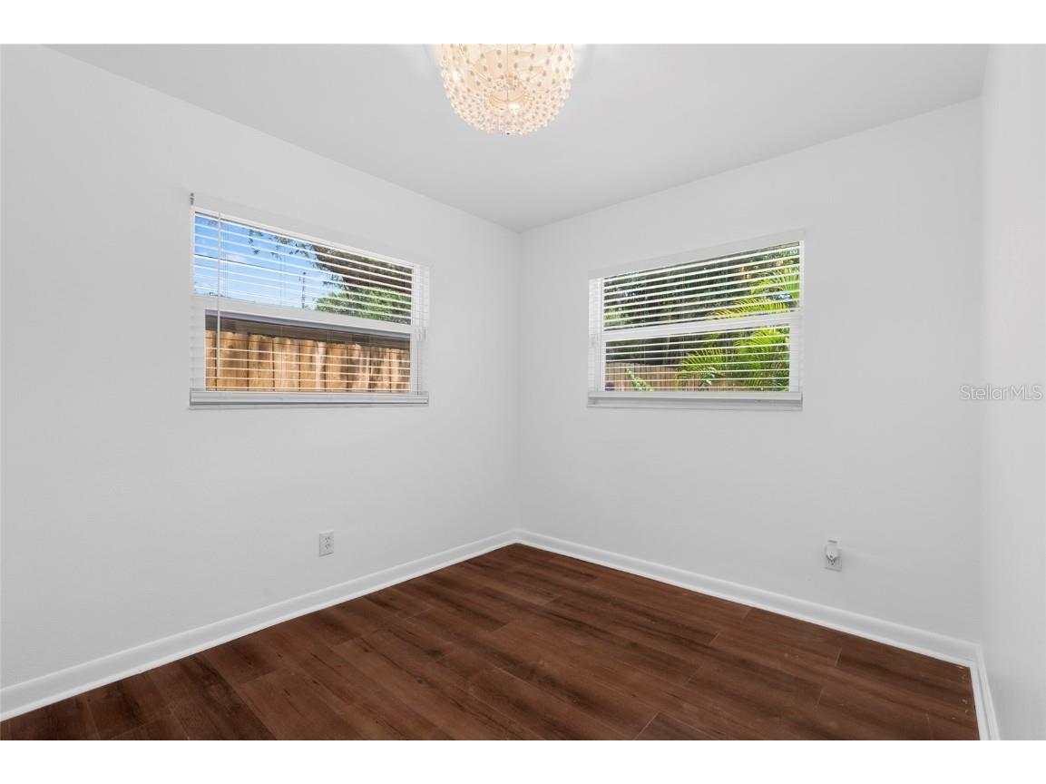 8020 24th Ave N Saint Petersburg FL 33710 TB8389080 image9