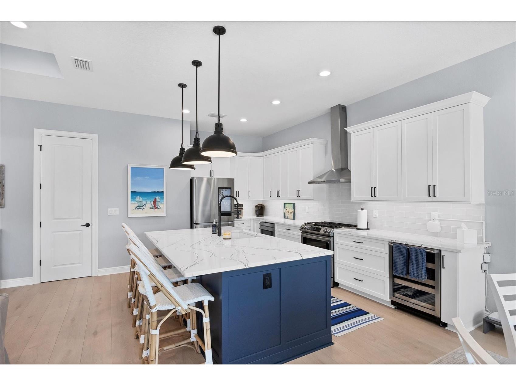 8020 Clearwater Court Sarasota FL 34241 A4672945 image10