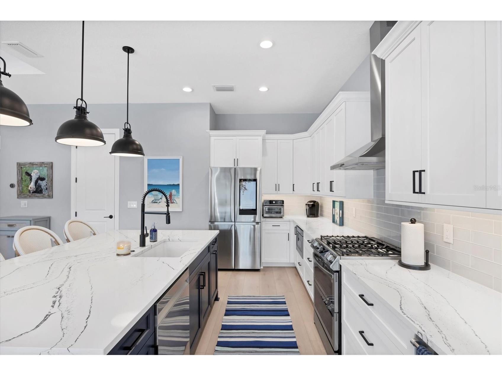 8020 Clearwater Court Sarasota FL 34241 A4672945 image11