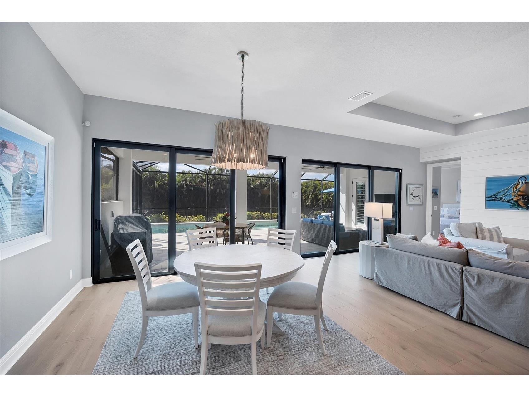 8020 Clearwater Court Sarasota FL 34241 A4672945 image13