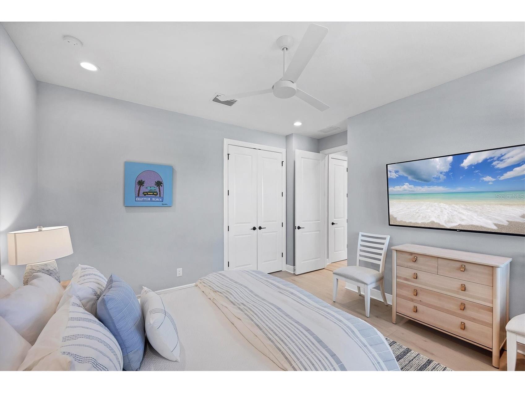 8020 Clearwater Court Sarasota FL 34241 A4672945 image20