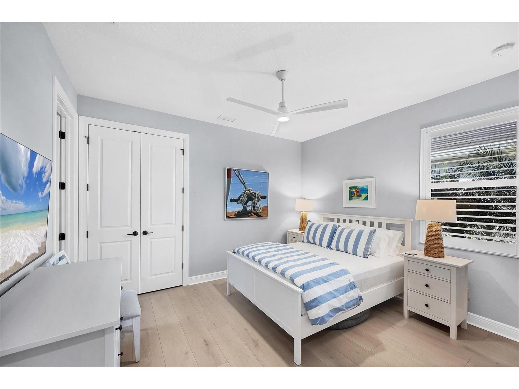 8020 Clearwater Court Sarasota FL 34241 A4672945 image22