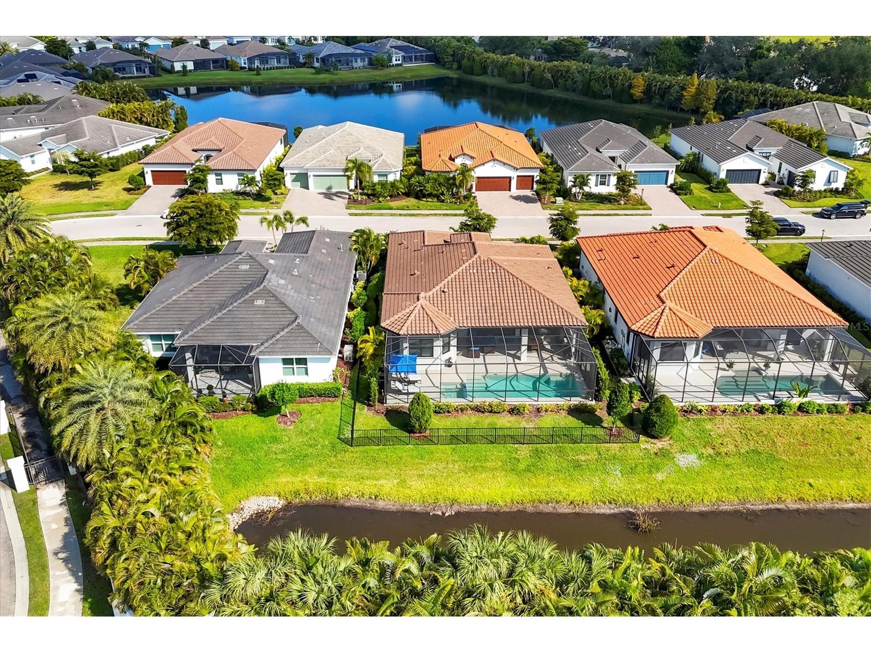 8020 Clearwater Court Sarasota FL 34241 A4672945 image31