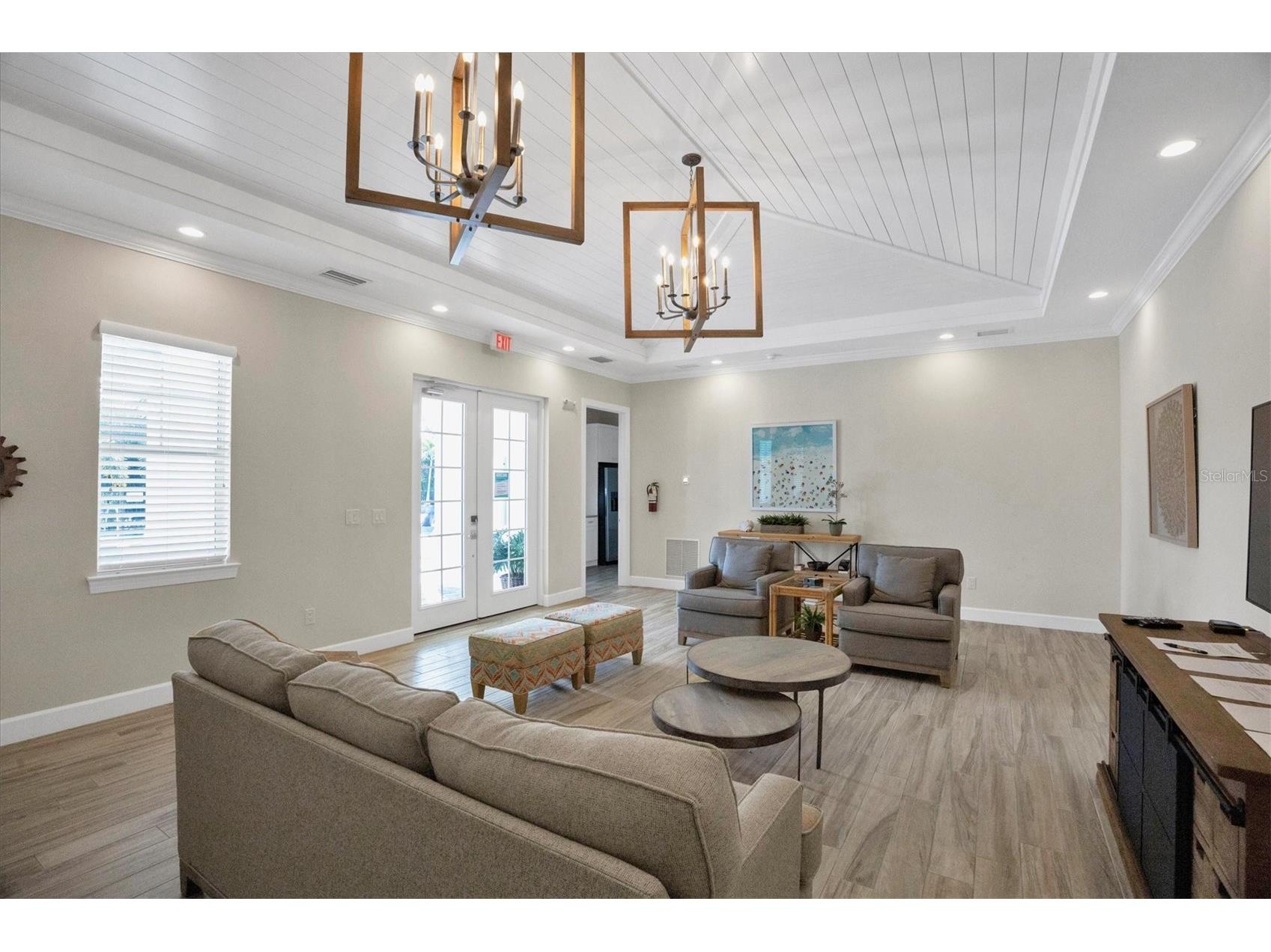 8020 Clearwater Court Sarasota FL 34241 A4672945 image35